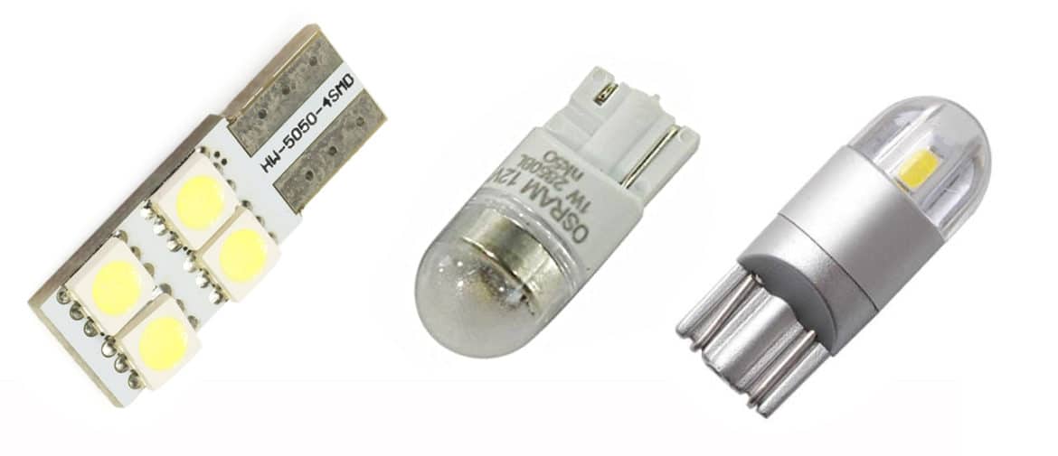 Замена лампочки подсветки номера на Рено Логан