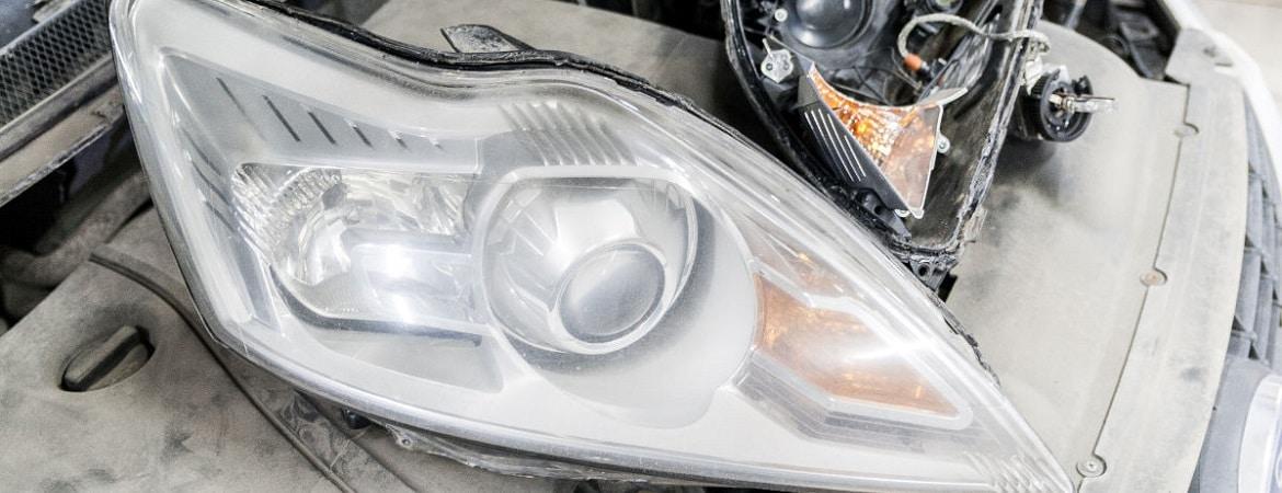 Замена линз в фарах Ford Focus II 2007-2011 на биксеноновые/ Bi-LED линзы